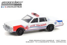 GreenLight 1:64 1987 Chevrolet Caprice Chevrolet Tailwind Training car