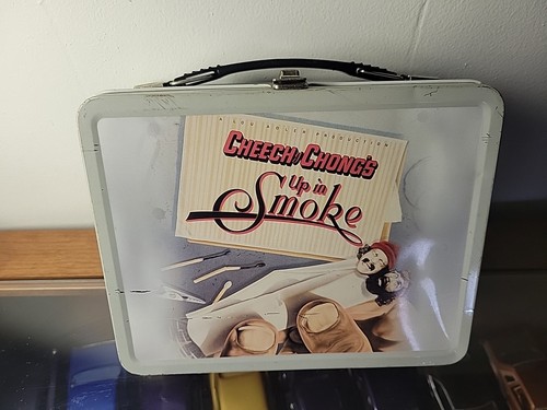 Rare Limited Edition NECA - Cheech and Chong Up in Smoke Lunchbox w/Thermos - Picture 2 of 7