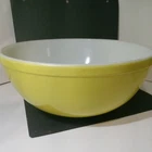 Vintage #404 Pyrex Large 10" Nesting Mixing Bowl Primary Color Yellow 4 Qt