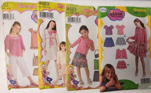 Lote de 4 patrones Simplicity Lizzie McGuire - estilos surtidos para niñas - talla 3 a 16 - Imagen 1 de 9