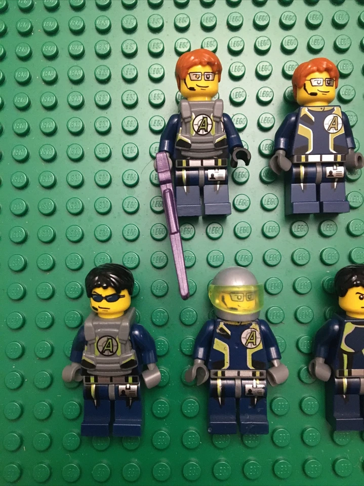 Lego Minifigures Agents Lot Dr. Inferno Metallic Claw, Agent Chase, Agent Fuse++ - Image 2 of 4