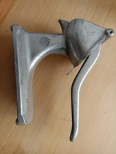 Squeezer Fruit Juicer Manual Hand Press Orange Citrus Lemon Pressure Heavy Duty