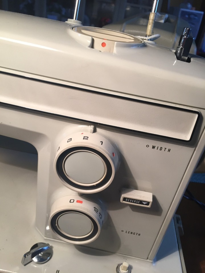 Vintage Sears Kenmore 15810302 Portable Sewing Machine Hard Case eBay