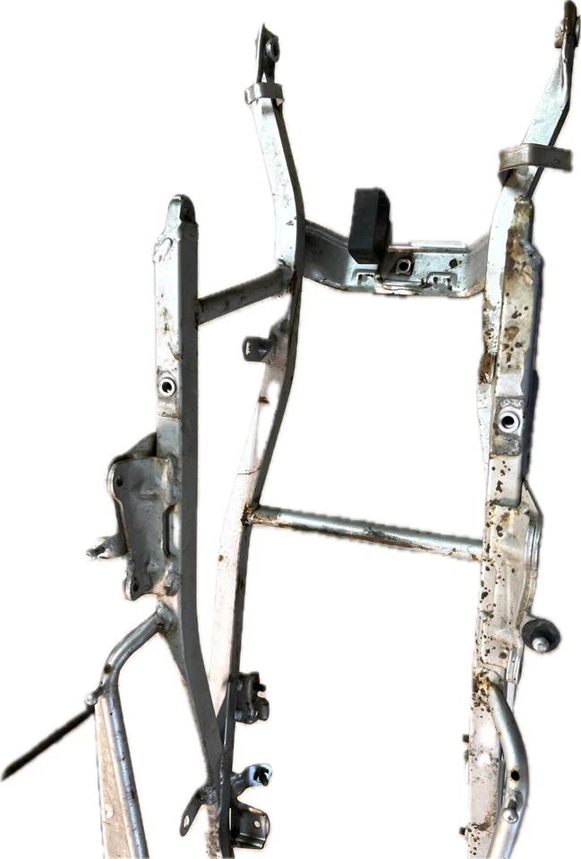 Cuadro trasero Yamaha FZR 1000 1987 subchasis Foto 4 de 4