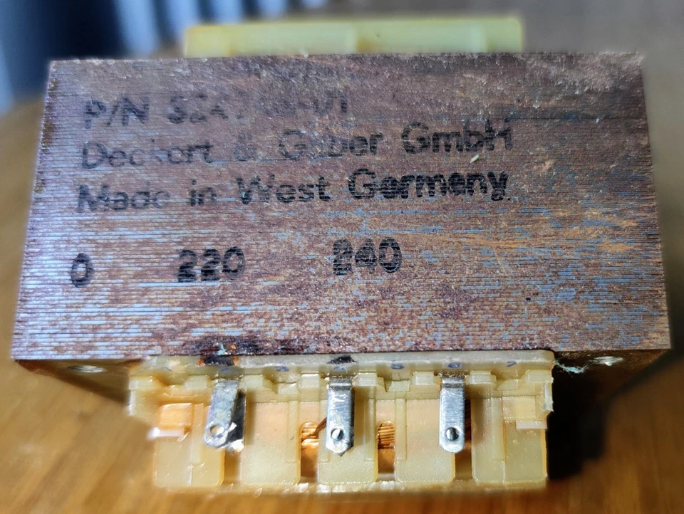 Commodore PET 8296  Netzteil/ Trafo mit Motherboard Anschluss  -200 - Bild 2 von 4