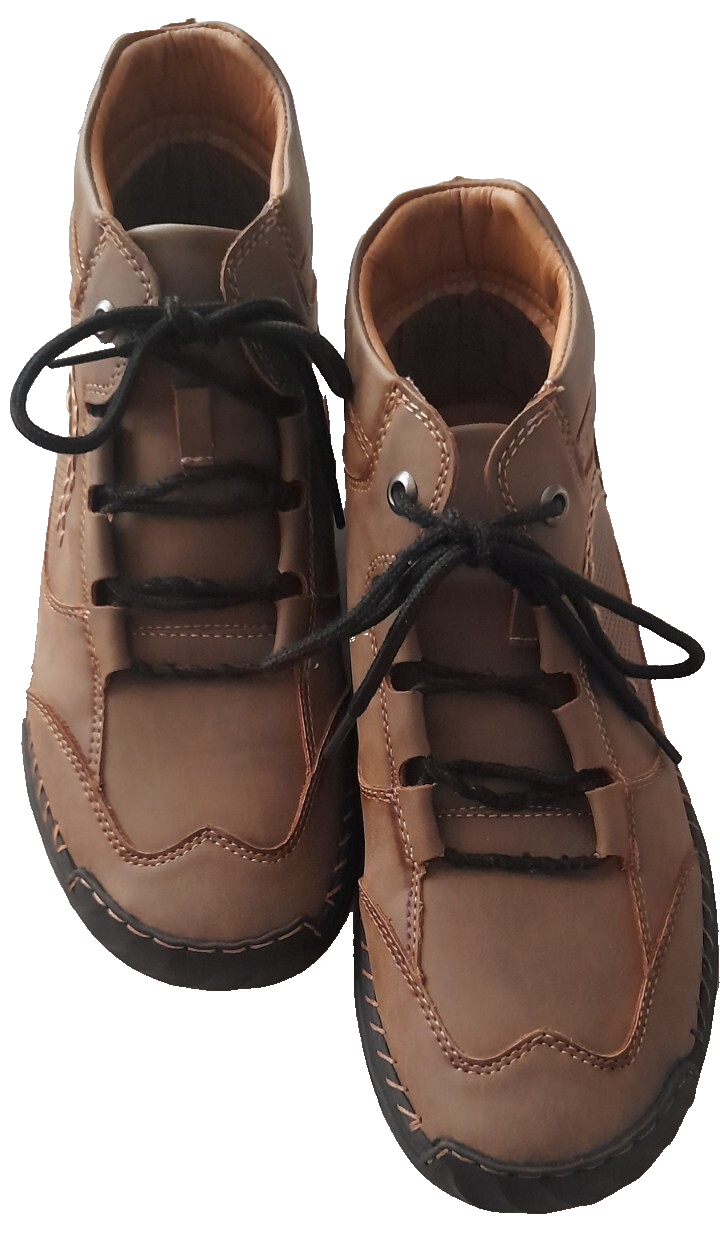 SAOLA Stivali casual uomo Salkin Tan UK 9 NUOVI fatti a mano cuciture suola gomma chukka