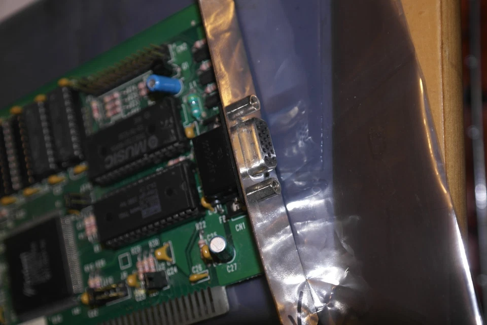 Trident TVGA8900D 8 / 16 bit ISA VGA video Card 512 kbyte - Image 4 of 4