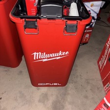 New Milwaukee 2772A-21 M18 FUEL Drain Snake with Cable Drive (E10049151)