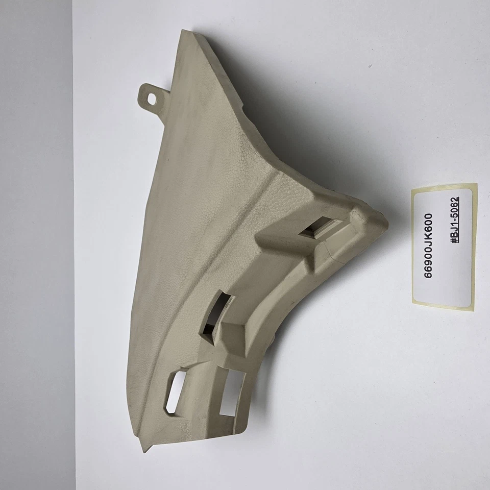 Infiniti Q60 Finisher 2014-2016 lado derecho azul 66900JK600 Foto 3 de 4