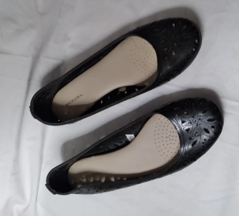 Usado en Excelente Condición - Pisos de Ballet Negros para Mujer, Merona, Talla 7, Patrón de Corte, (A68) Foto 2 de 4