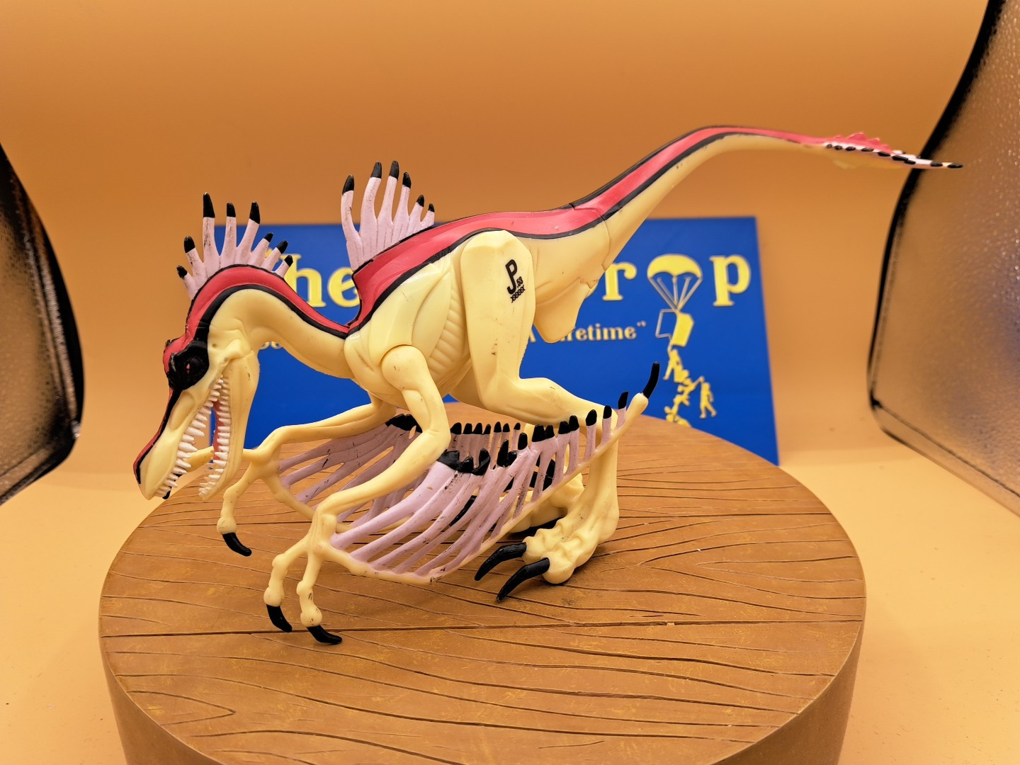 1997 Jurassic Park Chaos Effect JP53 Velocirapter 11