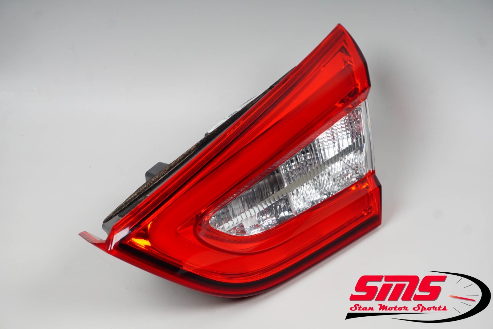14-20 Maserati Quattroporte M156 Right Inner Taillight Lamp LED Passenger Side