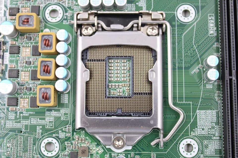 Dell Optiplex 3060 SFF Intel LGA1151 DDR4 Desktop Motherboard 04Y8V0 NO IO - Image 4 of 4