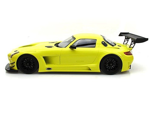 Minichamps 2011 MERCEDES SLS AMG GT3 STREET Yellow 1:18 (NEW STOCK) - Picture 2 of 7