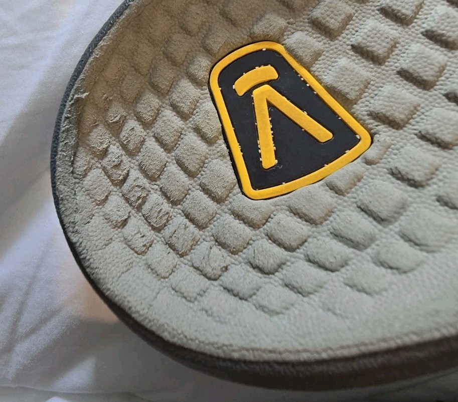 Sandali infradito Keen da uomo taglia 8 neri contorno arco comodi