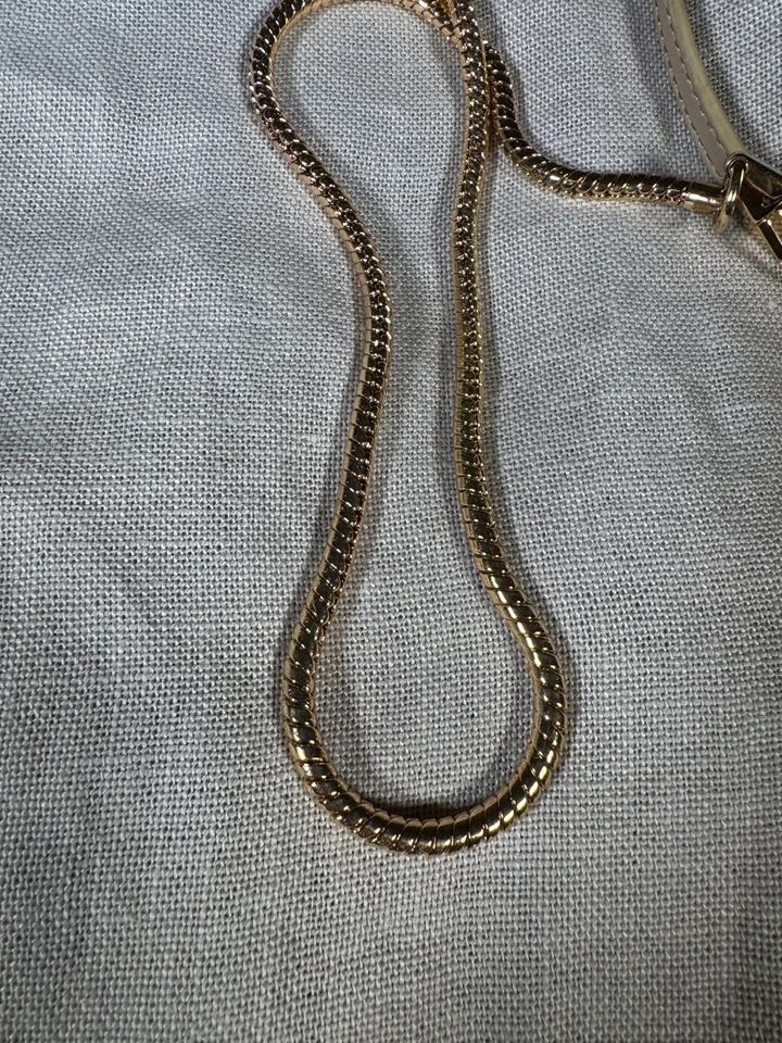 POUR La VICTOIRE 手包女式包米色皮革拉链金色链条手柄 — 第 4/4 张图片