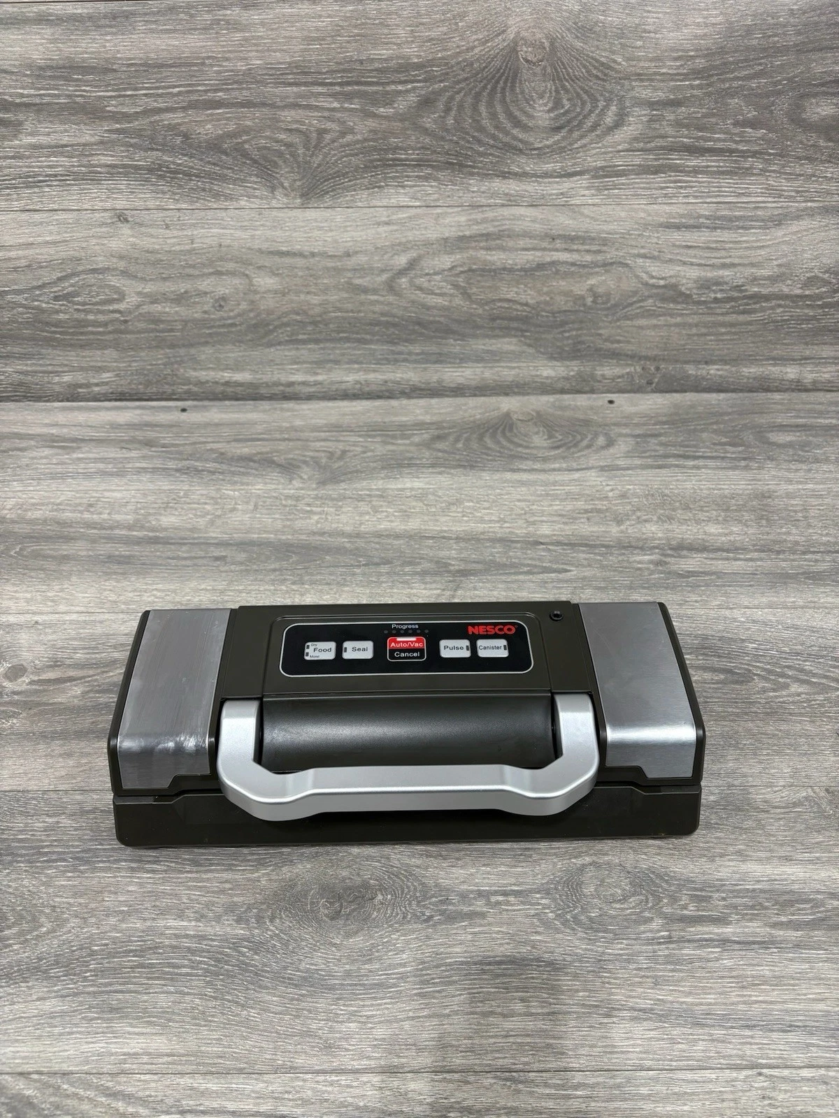 NESCO VS-09 Deluxe Vacuum Sealer with Pulse & Canister Functions Silver/Grey
