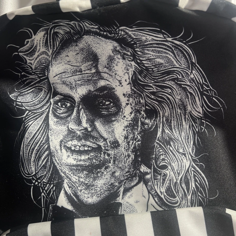 Mochila a Rayas Beetlejuice Entretenimiento Tierra Exclusiva Foto 2 de 4
