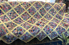 Vintage Yoyo Quilt Hand Sewn Depression Feedsack Fabrics Yellow Border 77"x107"