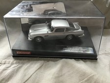 Carrera Evolution 25735 James Bond DB5 Goldfinger Slotcar im Maßstab 1:32 - Gehäuse
