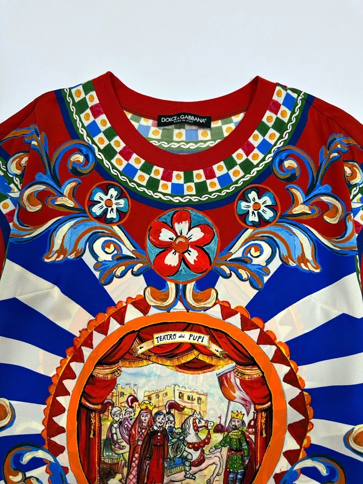 Dolce & Gabbana Mujer Top Blusa de Seda Camiseta Vibrante Teatro Pupi Talla 36 IT/XS Foto 2 de 4