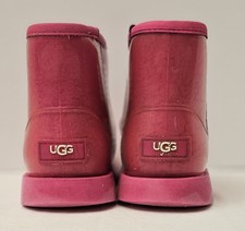 UGG Kid's Classic Clear Mini II Rock Rose Pink Winter Boots 1112386k Sz 2.5