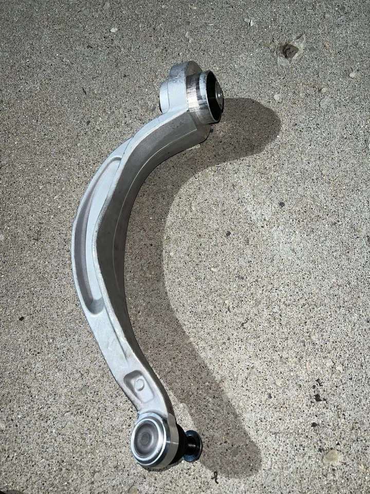 Audi Control Arm For Models w/ 65mm Bushing & M12 A4,A4Q,A5,A5Q,S5 &Q5 *Delphi* - Image 4 of 4