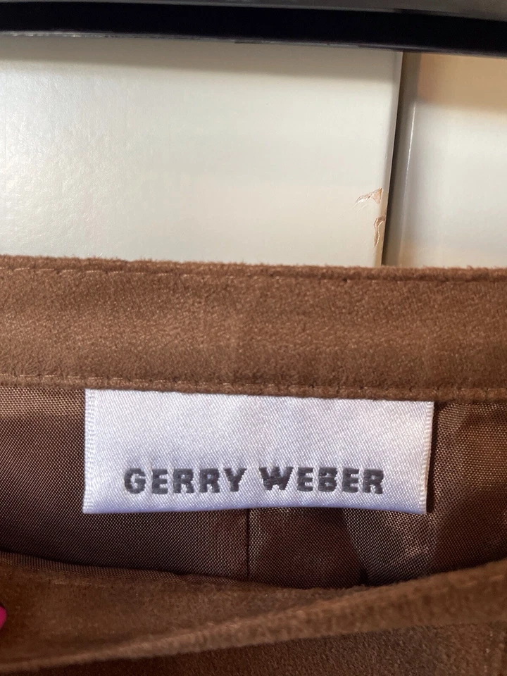 Falda forrada de gamuza sintética tostada Gerry Weber talla 12 Foto 2 de 4