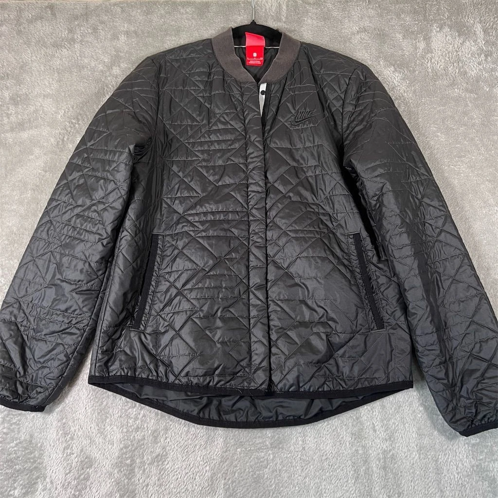 Nike Men's Quilted Insulated Jacket Black Size S Casual Long Sleeve Bomber