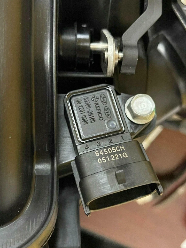 NUEVO OEM colector de admisión 17-20 Hyundai Elantra hatchback Kia Soul Rond 283102E767 Foto 4 de 4