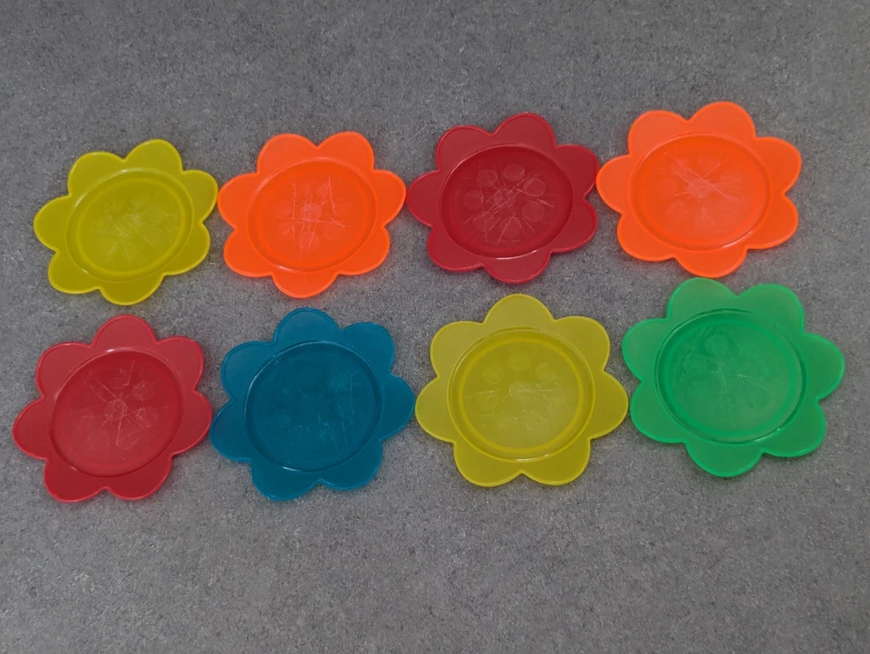 IKEA Saftig Flower Plastic Plates 20cm – Pack of 8 - Image 2 of 4