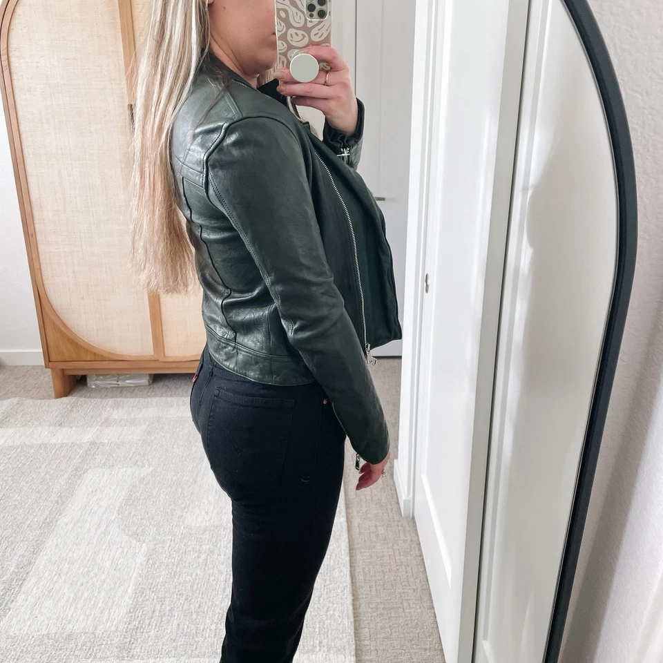 Chaqueta de cuero verde L'AGENCE NUEVA CON ETIQUETAS 2 Foto 3 de 4