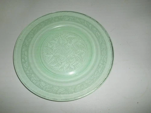 Nice Macbeth Evans Vintage Green Dogwood Depression Glass 8" Luncheon Plate