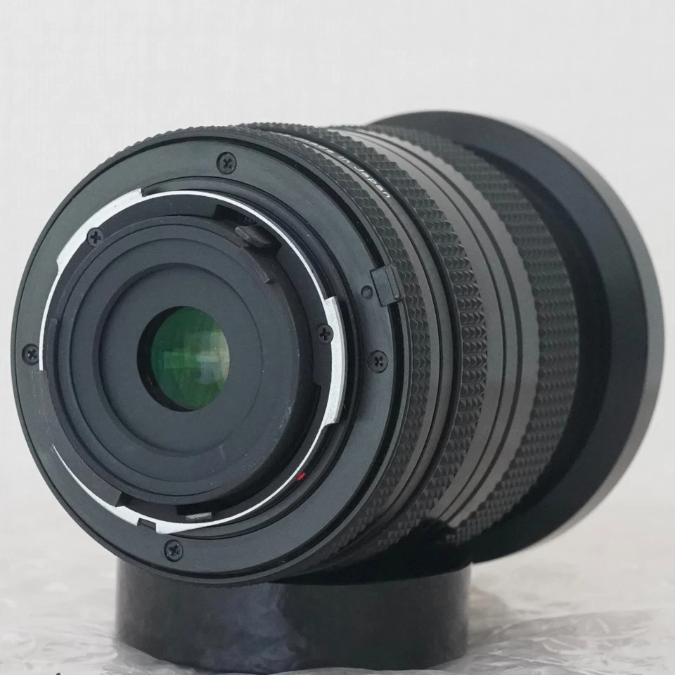 Near MINT Contax Vario-Sonnar T 28-70mm F/3.5-4.5 MMJ Carl Zeiss MF Lens Japan - Image 2 of 4