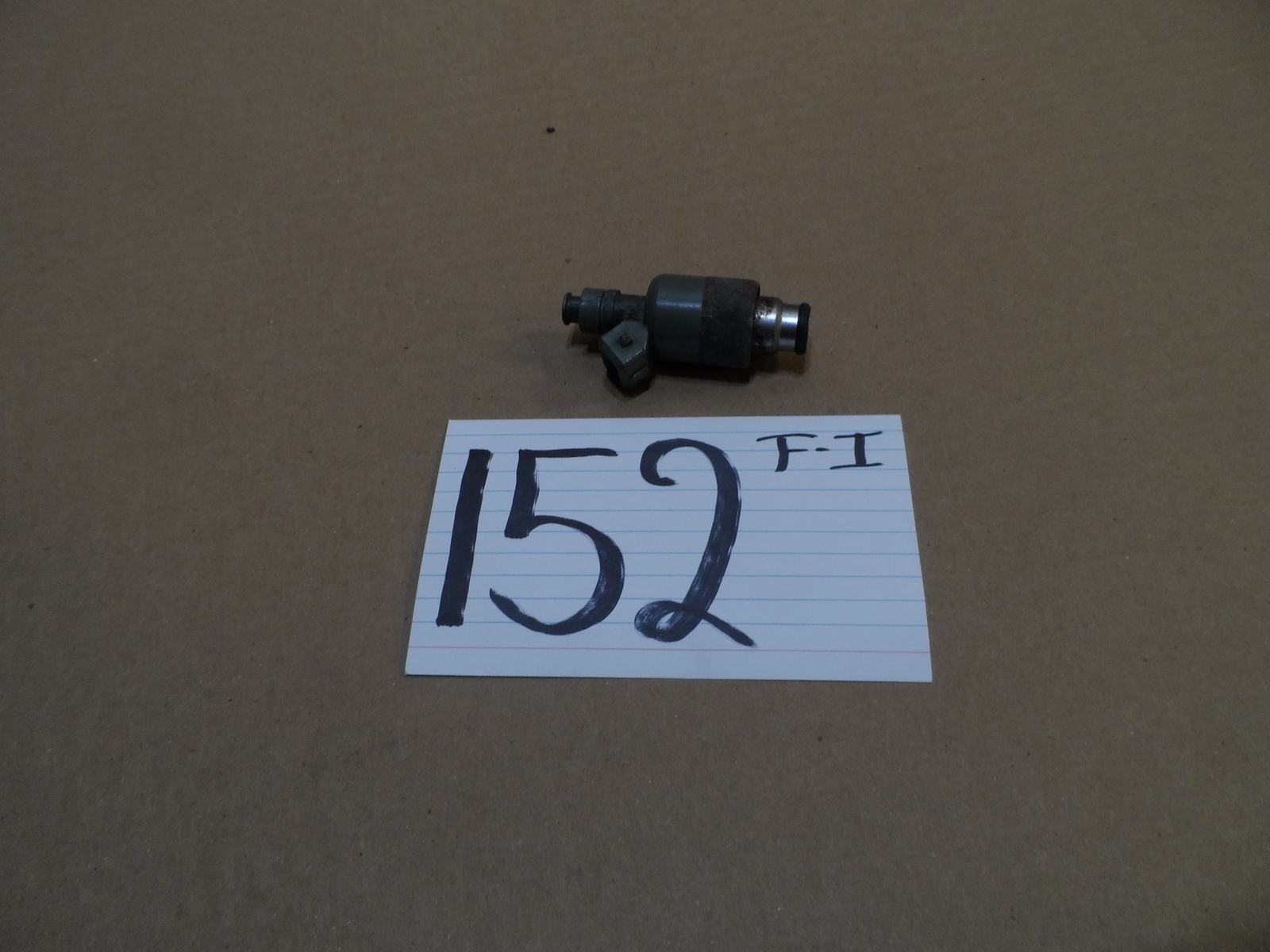96 97 98 99 Cadillac El Dorado 4.6L Fuel Injector Used  #152-FI