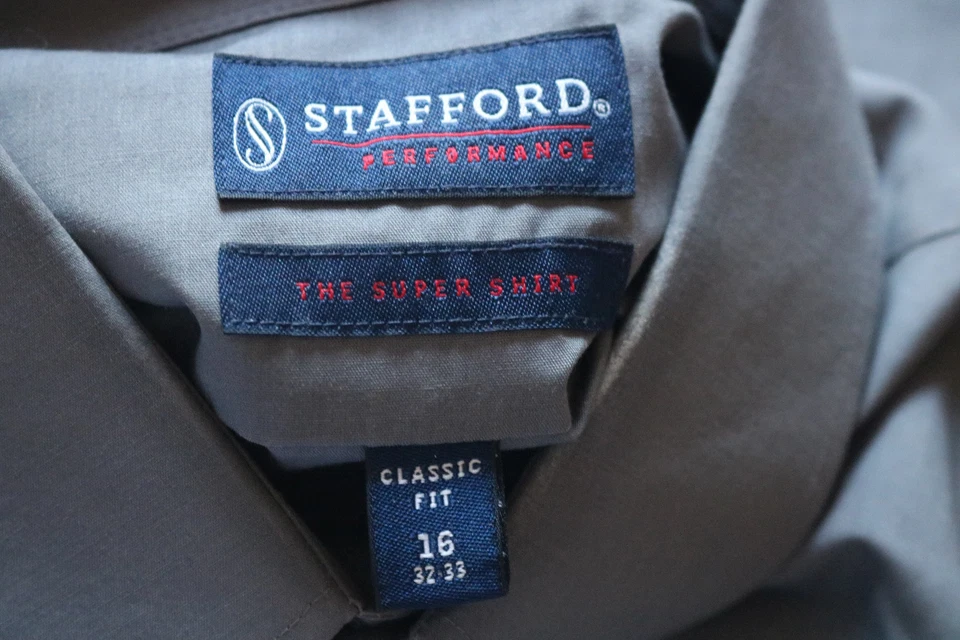 Camisa Oxford Stafford Para Hombre Manga Larga Botón Frontal Gris 16 – 32/33 Foto 3 de 4