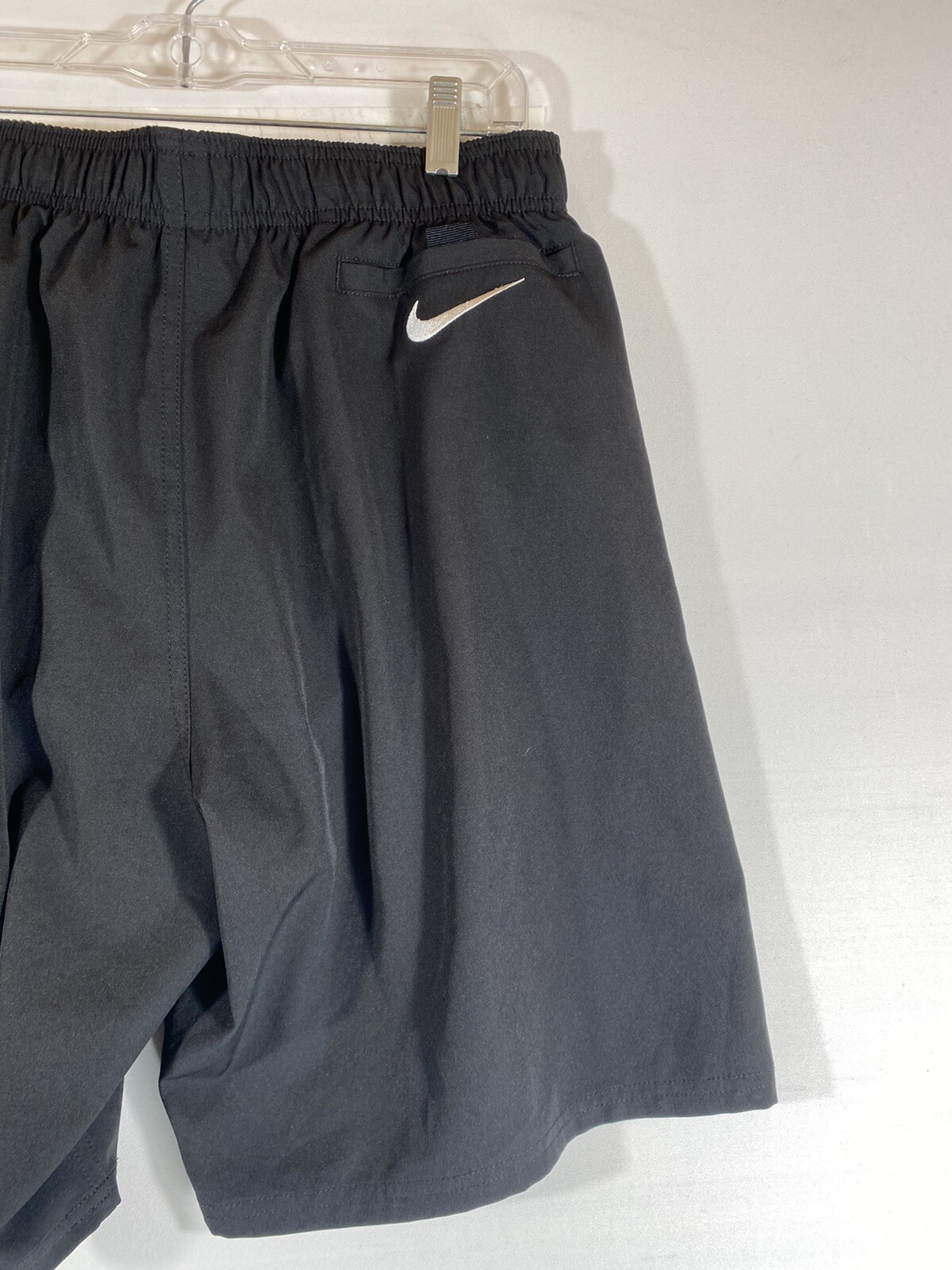 Nike Mens Large Black Athletic Large Logo Shorts Gem