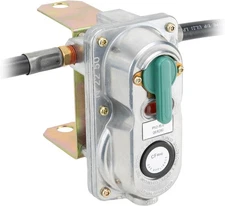 RecPro RV Propane Gas Regulator 2-Stage Auto Changeover | 11.5" Pigtail Hose Con