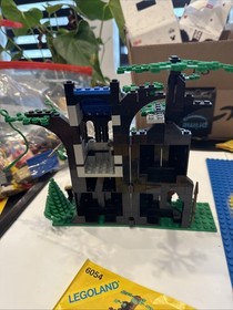 Lego 6054 Forestmen's Hideout Castle Forestmen 100% Complete