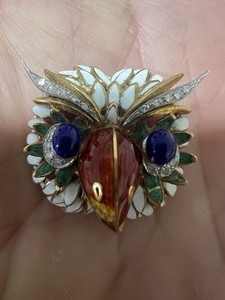 18k Solid Gold European Pin Brooch! 20 Grams!