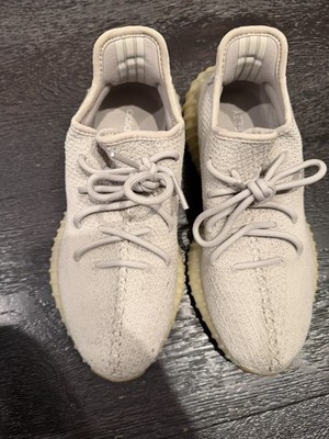 adidas Yeezy Boost 350 V2 Low-Top Lace-Up Sneakers Gray Rubber Sole Men