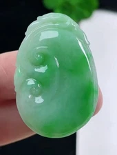 Certified 100% Natural Grade A Emerald Icy  Green Jadeite Jade RuYi Pendant 0925