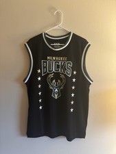 Ultra Game NBA Milwaukee Bucks Mens Jersey Size XL #68 EST. 1968