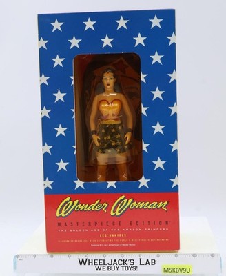 Wonder Woman Masterpiece Edition Golden Age Of Amazon Princess Figure & Book MI