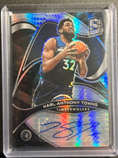 Karl Anthony Towns AUTO Panini Prizm Spectra 2021-22 Autograph Signature Knicks