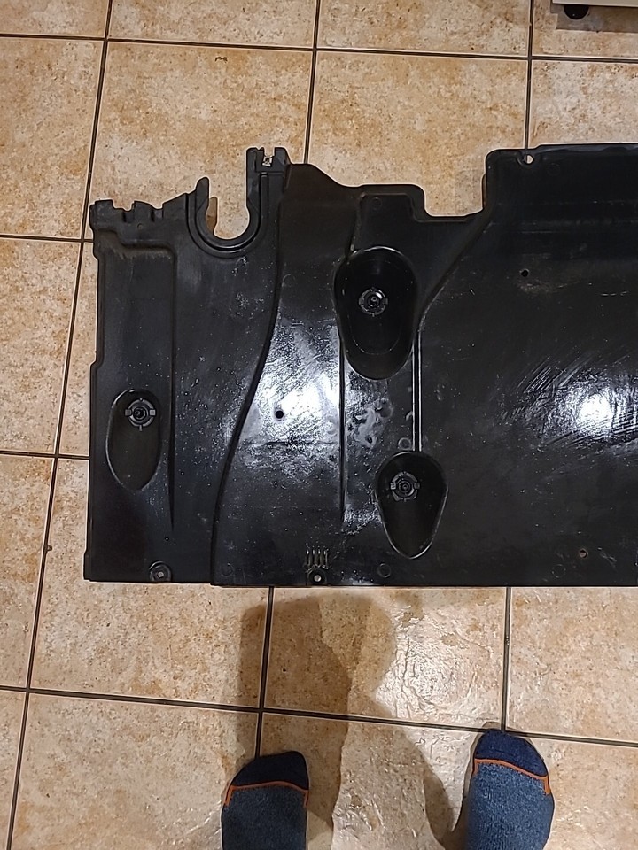 Genuine VW eGolf Lithium Battery Forward Undertray (Not motor undertray