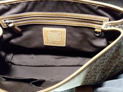 Genuine Coach handbag, Purse Signature Collection 7080 Flap Khaki Genuine Coach handbag, Purse Signature Collection 7080 Flap Khaki