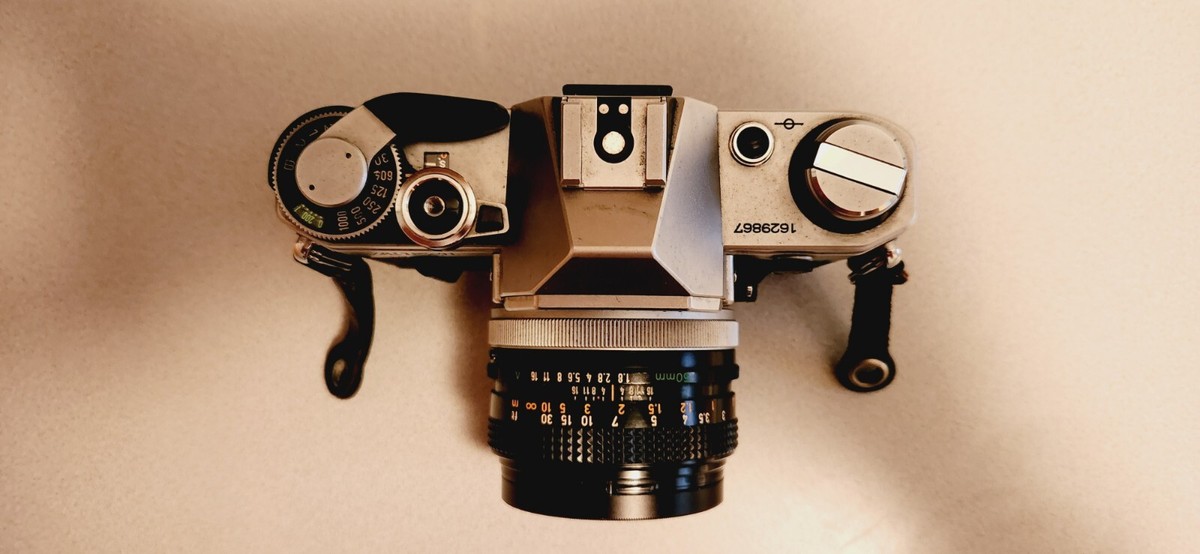 キャノン Canon AE-1 ×Canon lens fo 50㎜ 1:1.4 Amazon.com : USED Canon AE-1 with 50mm F1.8 : Electronics