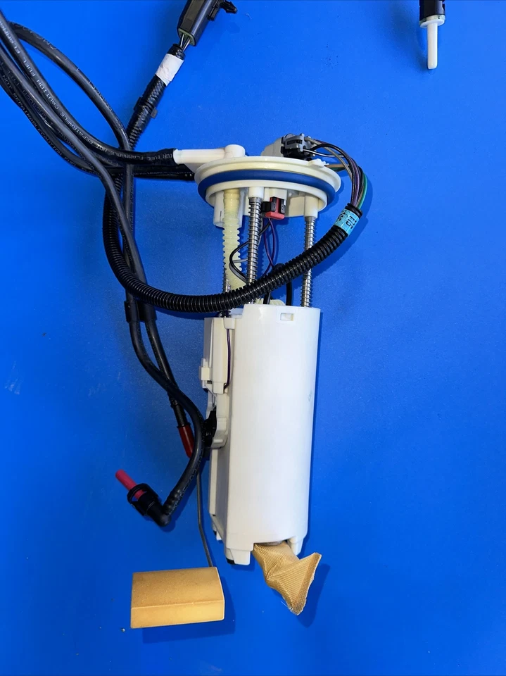 Módulo de bomba de combustible Airtex E3529M para Chevrolet Lumina Monte Carlo 1999-2001 Foto 2 de 4