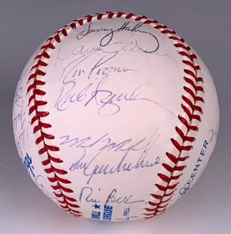 1996 Minnesota Twins Kirby Puckett Autographed Signed Baseball Beckett BAS 24084 - Image 4 of 4